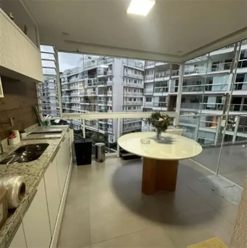 2 Quartos Reformado no Frames Residence!