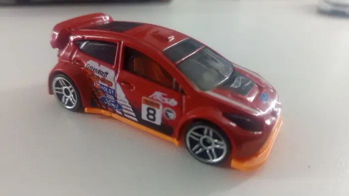 Hot Wheels Ford Fiesta Thunt