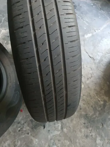 1 pneu 165/70/13 ótimo
