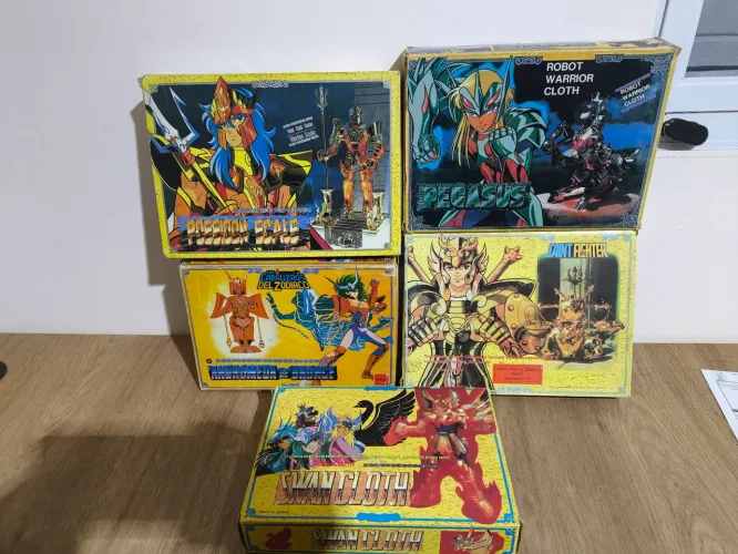 Saint seiya vintage die cast os cavaleiros do zodíaco