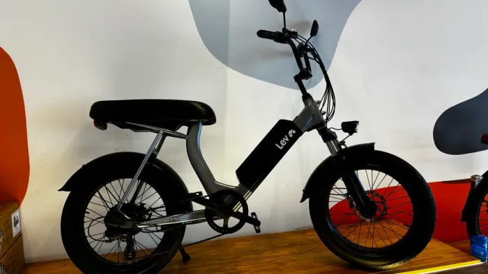 LEV CRUISER 