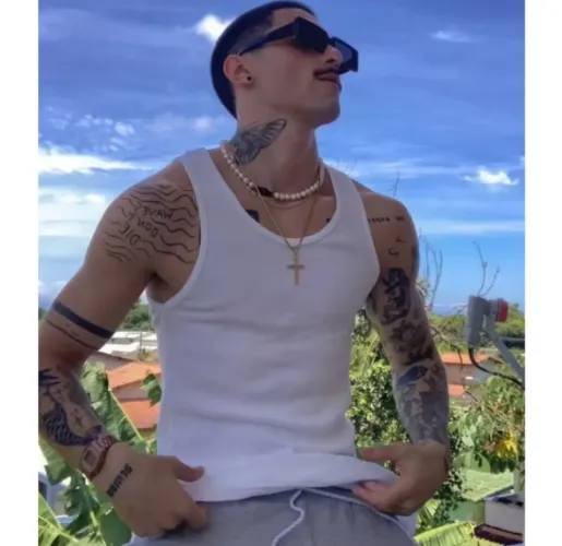 Regata canelada Americana Cbum Branca