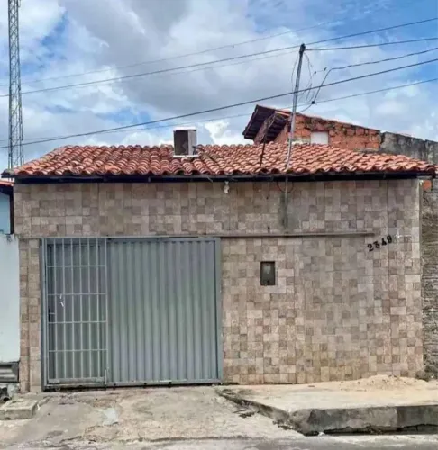 - Casa na Vila Embratel