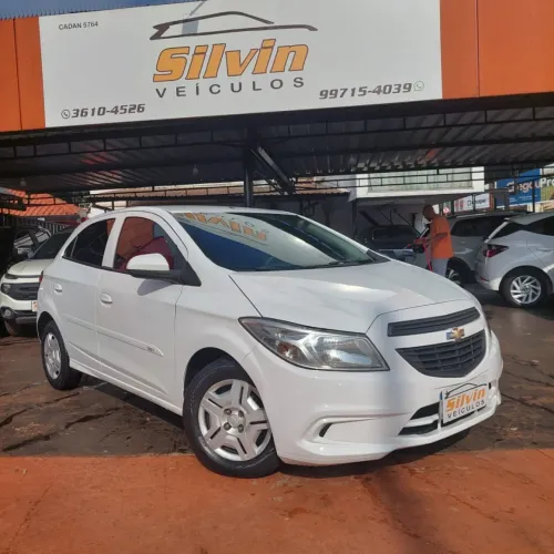 Chevrolet Onix JOY Hatch 1.0 8V Flex Mec. 4P 2018