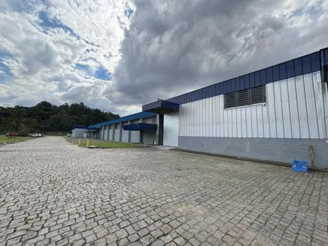 GALPÃO INDUSTRIAL no ZONA INDUSTRIAL NORTE com 0 quartos para LOCAÇÃO, 1750 m²