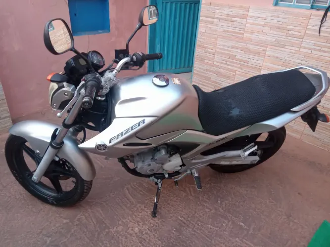 Yamaha ys fazer 250cc