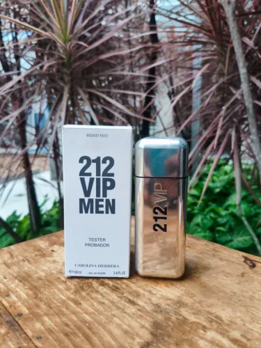 Perfume 212 Vip Men 100ml tst