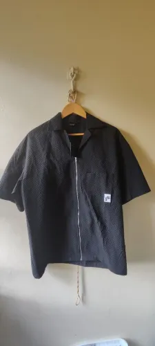 Camisa preta nova estilo lona