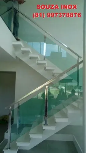 Corrimão - Guarda corpo em Aço Inox e estruturas metálica e Instalaçãoes de brises.