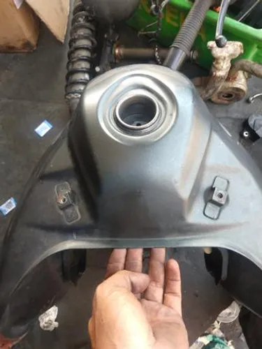 Tanque de combustível da XT 660