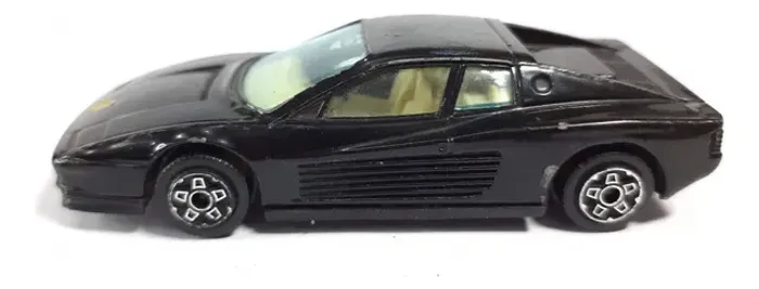 Miniatura Ferrari Testarossa (1984) Bburago 1:43