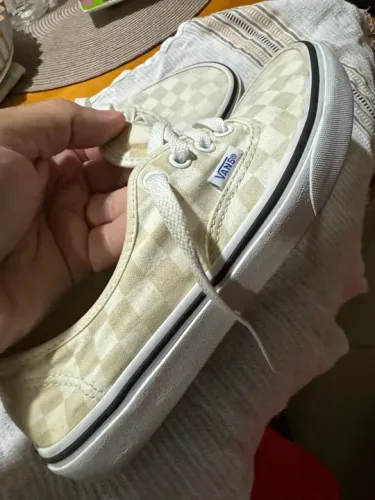 Tênis da Vans bege xadrez Tamanho 37 casual. Oportunidade