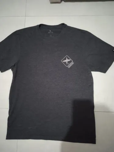 02 Camisetas Oakley / Rip curl