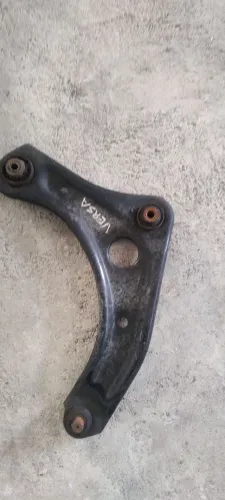 bandeja Nissan Versa 