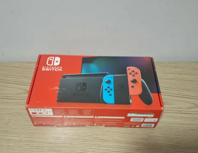 Promoção Nintendo Switch V2 Destravado 512Gb( ACEITO CREDISHOP)( EM ATE 18X NO CARTÃO)