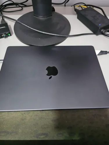 MacBook Pro M3 Pro 14