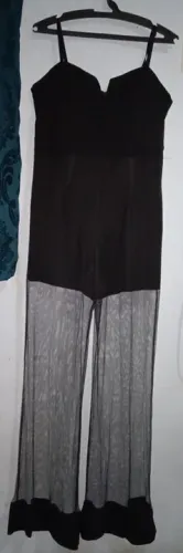 Macacão preto com tule - elegante e sensual