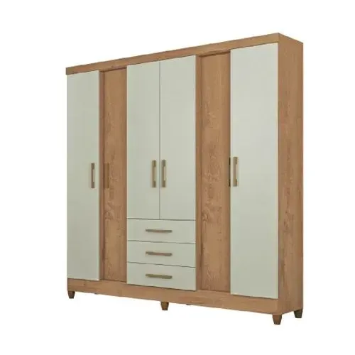 Guarda-roupa casal espaçoso 