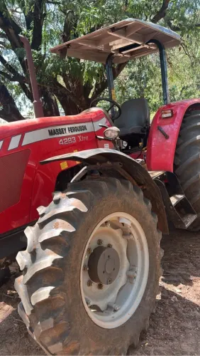 Trator Massey Ferguson 4283 Xtra