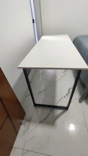Mesa de Escritório Branca com Preto (frete grátis)