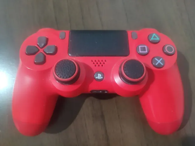 Controle PS4 original vermelho
