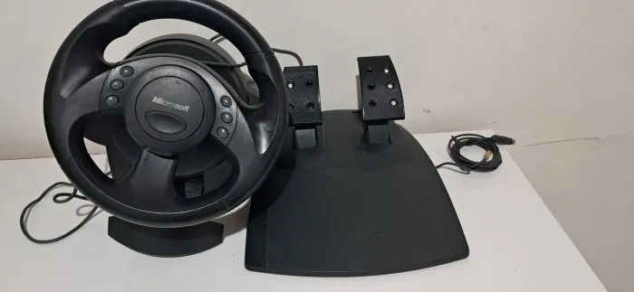 Volante Microsoft Sidewinder Force Wheel. Item Raro, aceito troca em placa de video