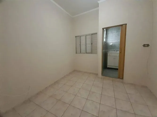 Casa à venda em Jaú-SP, Vila Nova: 3 quartos, 3 suítes, 4 banheiros, 180m² de área!