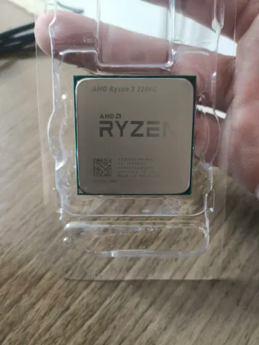 Ryzen 3200g