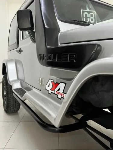 Troller T-4 4X4 3.0 TB Int. Cap. Rígida Diesel 2008