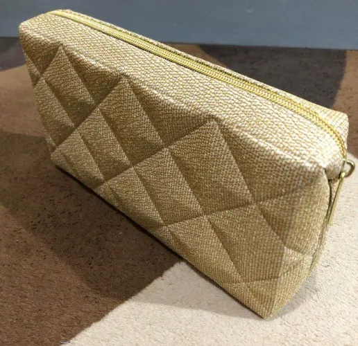 Nécessaire Dourada Eudora