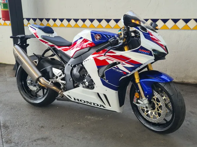 CBR 1000 RR - R FIREBLADE SP 30 TH