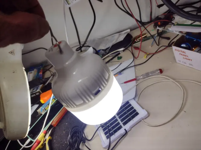 Lâmpada Solar