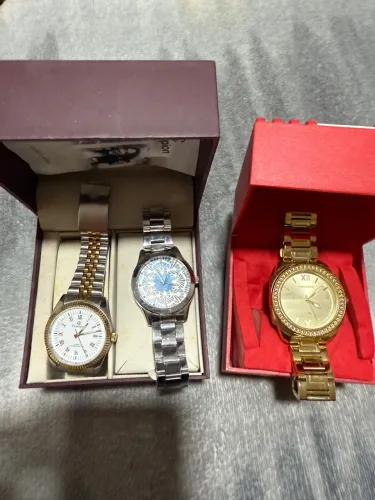 Kit Relógios Femininos - Mondaine - Seculos - Chanpion R$ 280,00