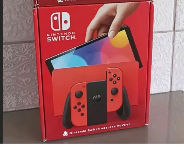 Nintendo Switch - Edição Mario Red