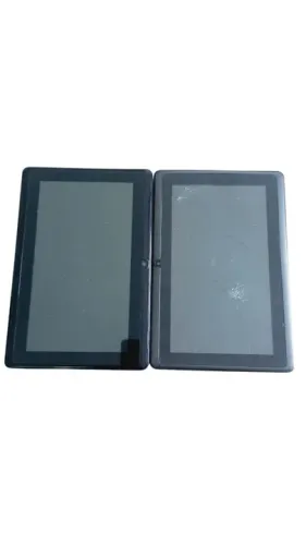 Dois Tablets de 7" para concerto ou retirada de peças.