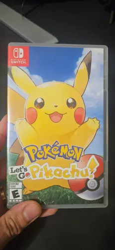 Pokémon Let's Go Pikachu - Nintendo Switch
