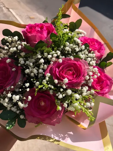 Buquê de rosas rosa , buquê de 15 anos , buquê para presente , buquê de aniversário 