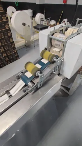Máquina de Guardanapo Sachê 