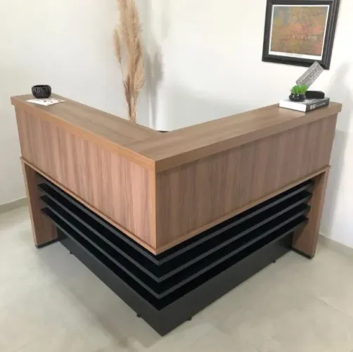 Balcão de Recepção - Balcão de Atendimento - Balcão de Atendimento Curvo