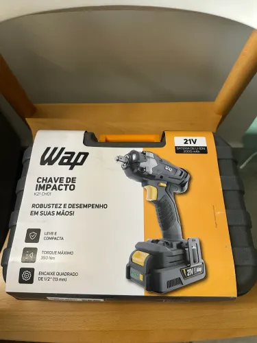 WAP Chave de Impacto à Bateria 1/2" 21V K21 CH01, com 4 Soquetes de Encaixe Quadrado