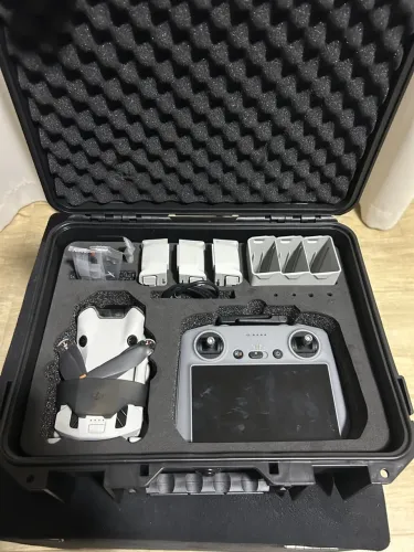 Drone DJI Mini 4 pro combo Plus usado estado de novo 