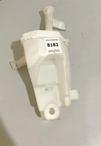 Depósito Parabrisas Nissan Versa 2020 2021