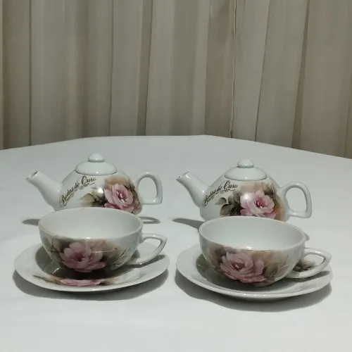 Jogo de chá em porcelana BODAS DE OURO