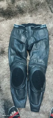 Calça alpinestars 56 Eur couro em ótimo estado 