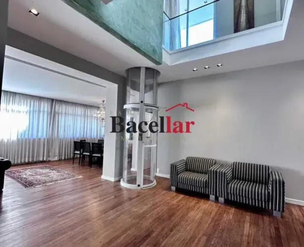 Cobertura triplex Av. Vieira Souto Ipanema