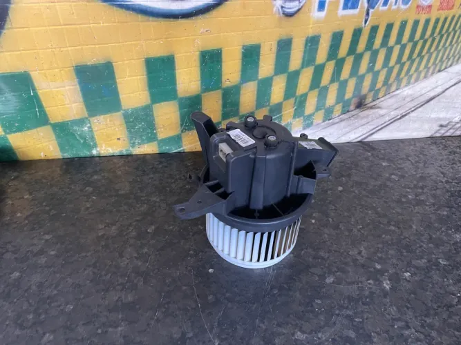 Ventilador interno da cx de ar Jeep renegade 2023