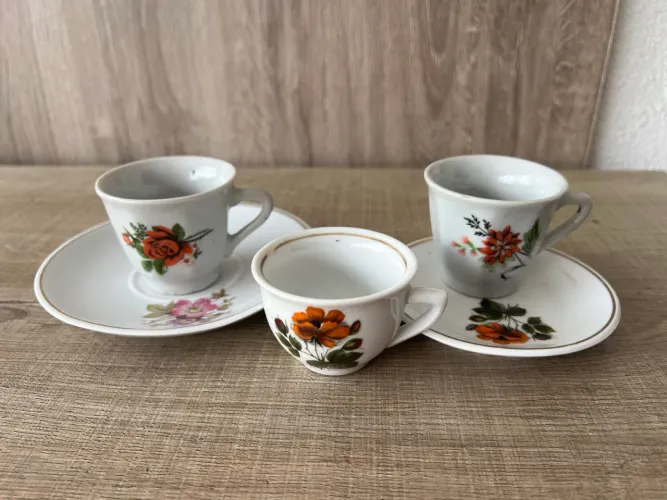 Porcelana Pozzani Cunha Sp Rara Vintage Lindas ! Campinas-sp