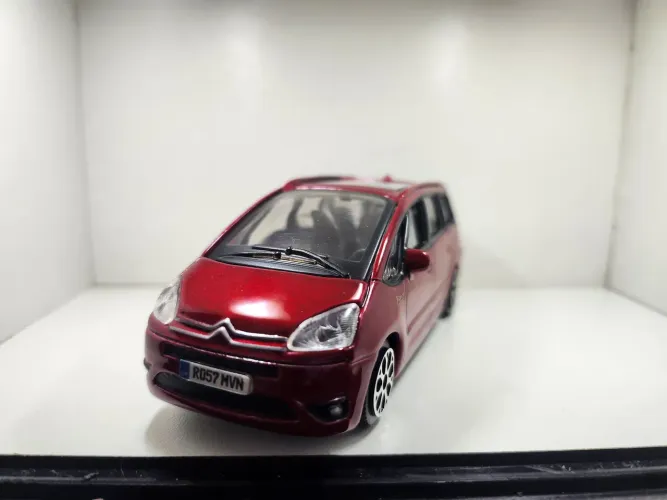 Miniatura Carros Grand Picasso Bordô