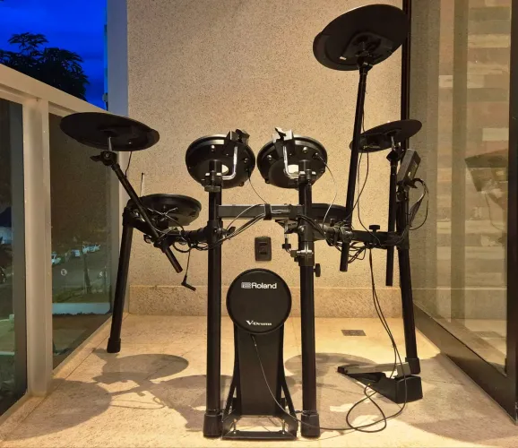 BATERIA ELETRÔNICA ROLAND TD 07 KV