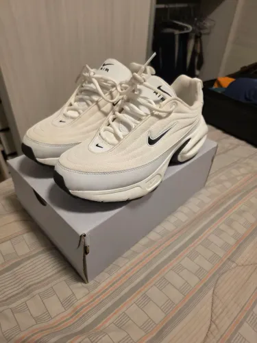 Tênis Nike tamanho 39